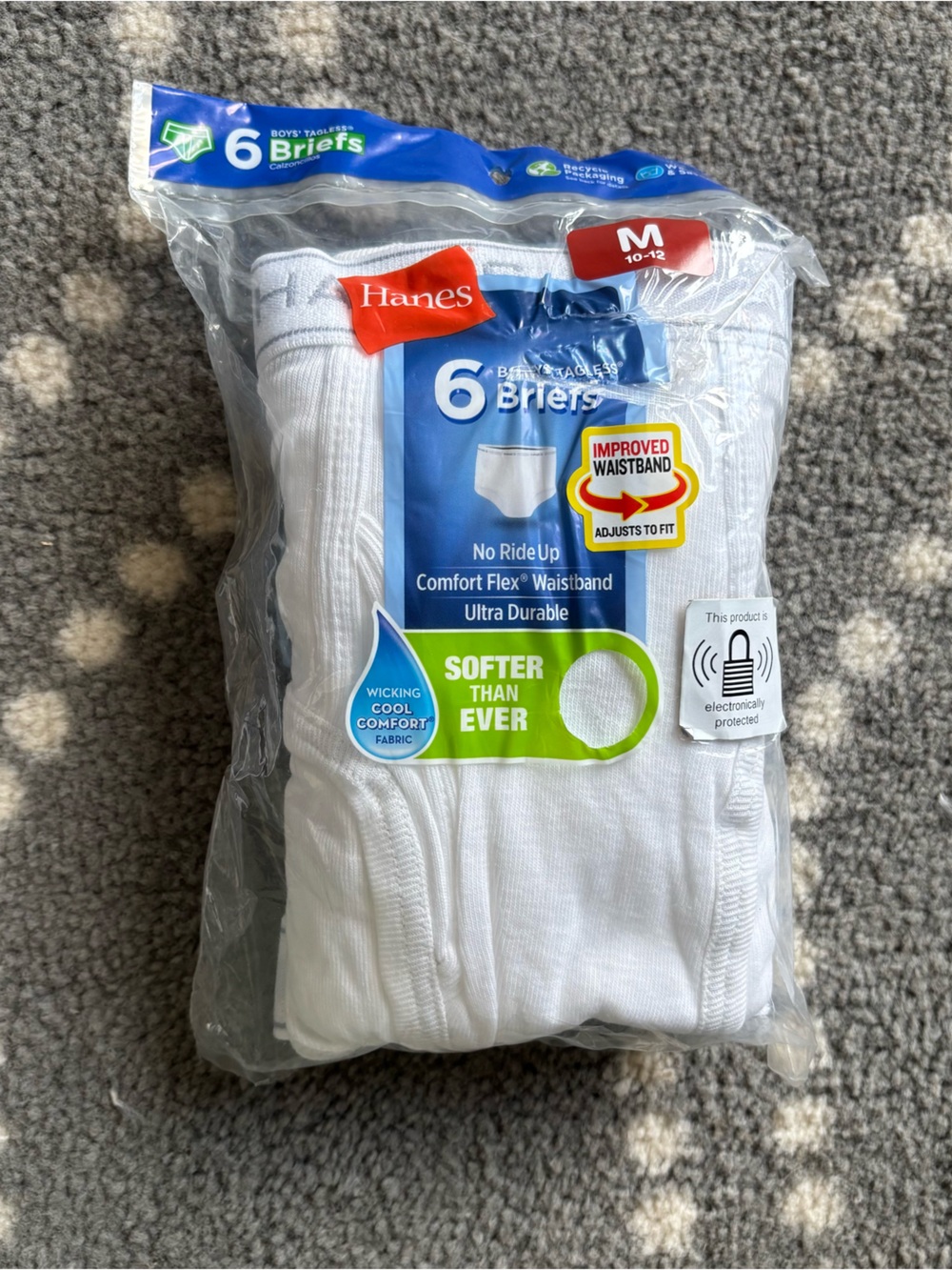 Hanes NWT Boy’s White Briefs 6-Pack - SIZE Medium 8-10
